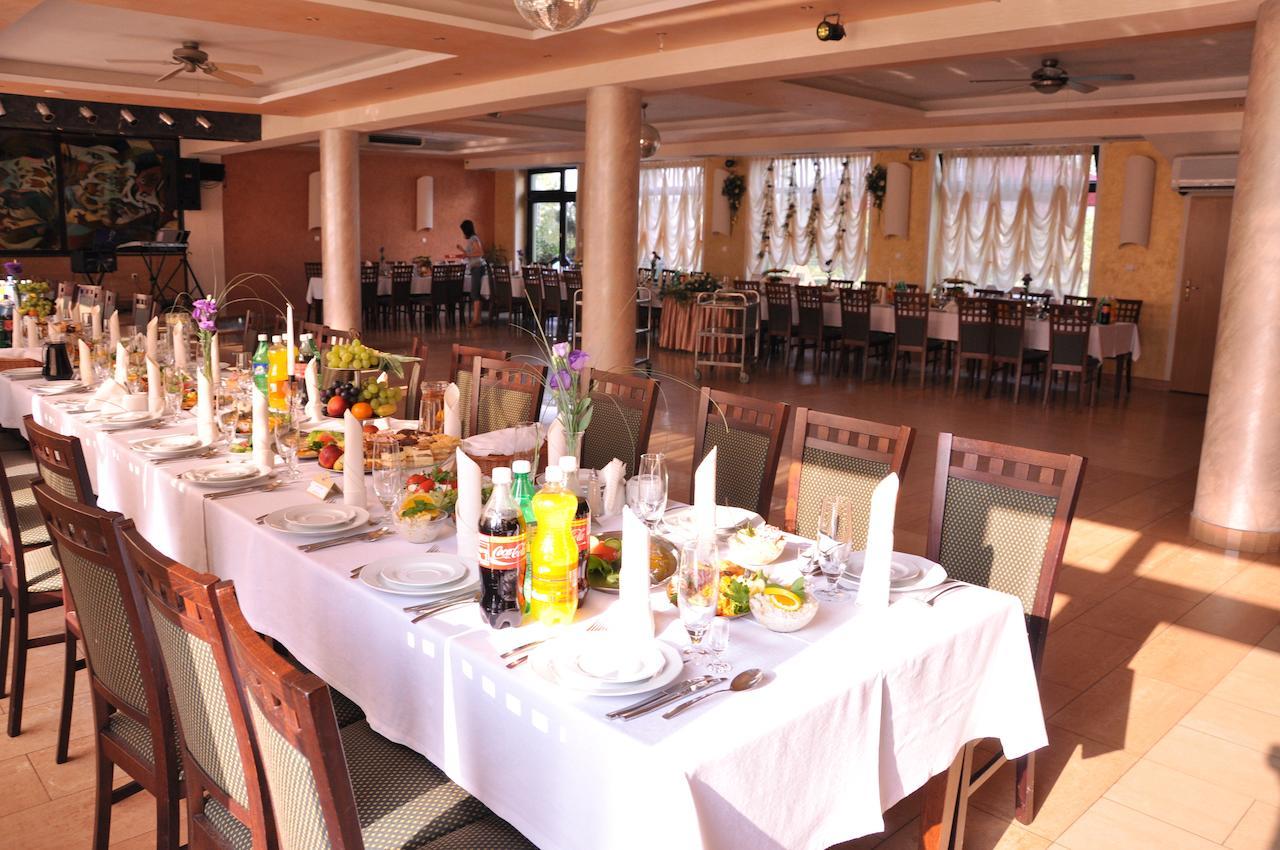 Hotel Olenka Szydlowiec Eksteriør billede